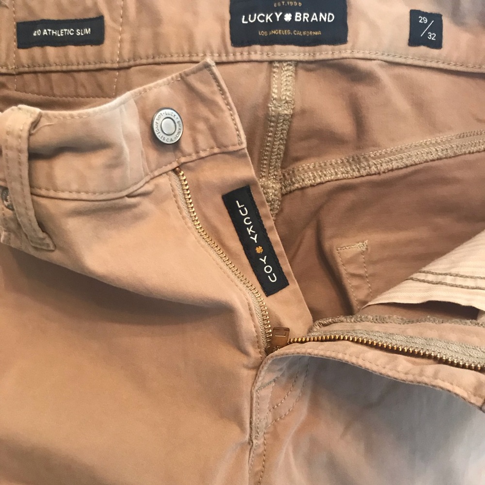 Men’s Lucky Brand Athletic Slim Jeans!